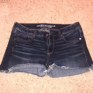 American Eagle Midi shorts